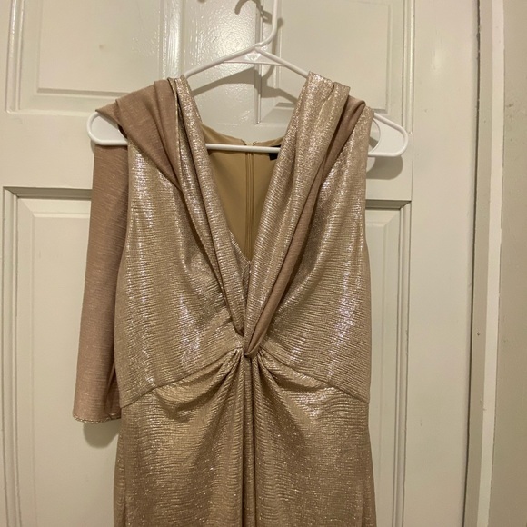 Ralph Lauren Gold Flutter Sleeve V-Neck Gown - Picture 10 of 12